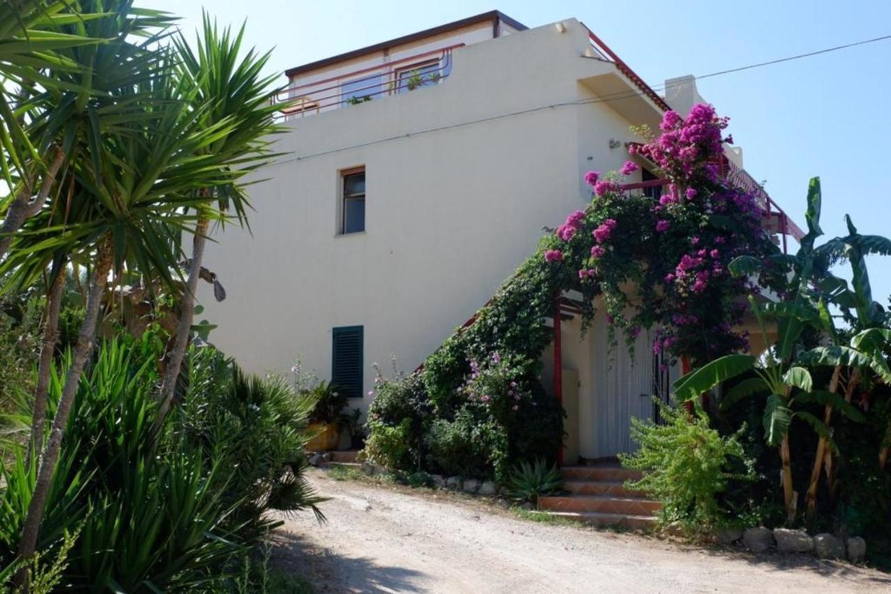 Surra Mediterranean Apartments Scicli Exterior foto